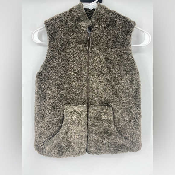 widgeon Other - Widgeon kids fur vest size small